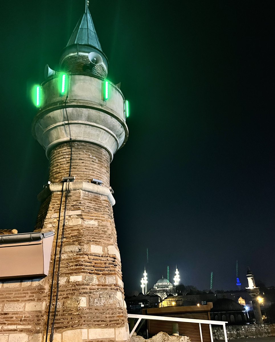 İstanbul’da Mehmet Emin Tokadi Hazretlerinin huzurunda ettiğim dualar, Amin diyen bütün dostlarıma gelsin 🤲