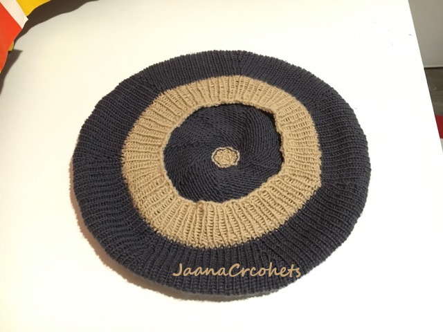 Knitted a beret using merino wool. Maybe I will do some embroidery for it later 😊.
#JaanaCrochets #JaanaAlsoKnits #JaanaVirkkaa #JaanaMyösKutoo #knitting #beret #knittedberet #merinowool #handcrafted #neulominen #baskeri #neulottubaskeri #merino #käsityö