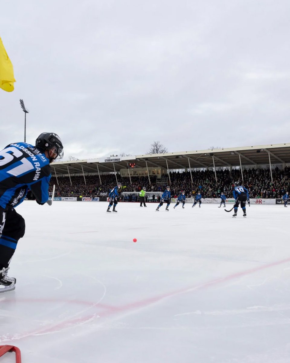 En hälsning från ordförande Ragnar Linder: Så här är läget. Vi behöver ditt fortsatta stöd!

Läs mer på siriusbandy.se/en-halsning-fr…

🔵⚫️

PEBO-Foto