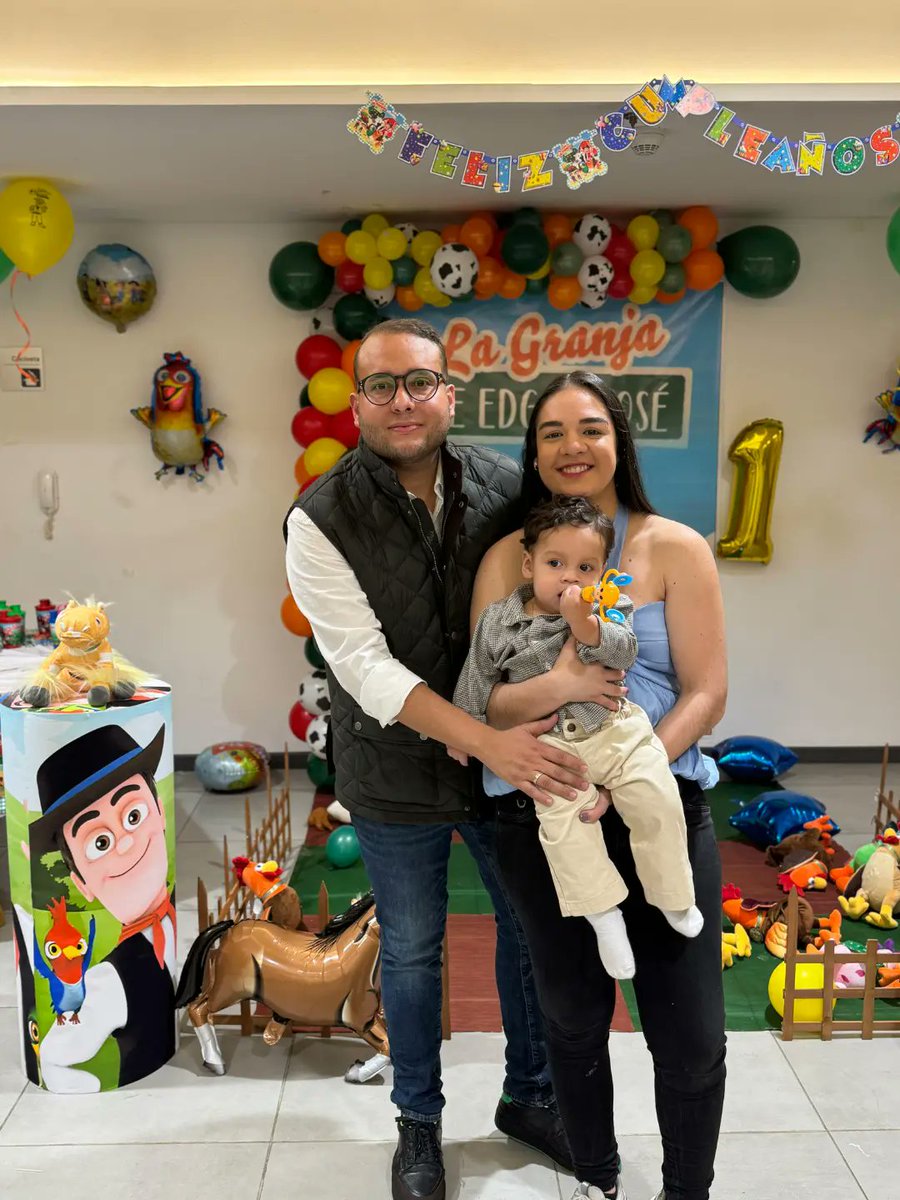 Danitovar_'s tweet photo. 😍🥰🥰🥰🥰 https://t.co/p38tG8yTej
