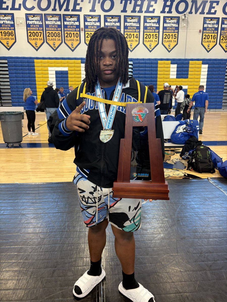 Jamie Freeney tweet media