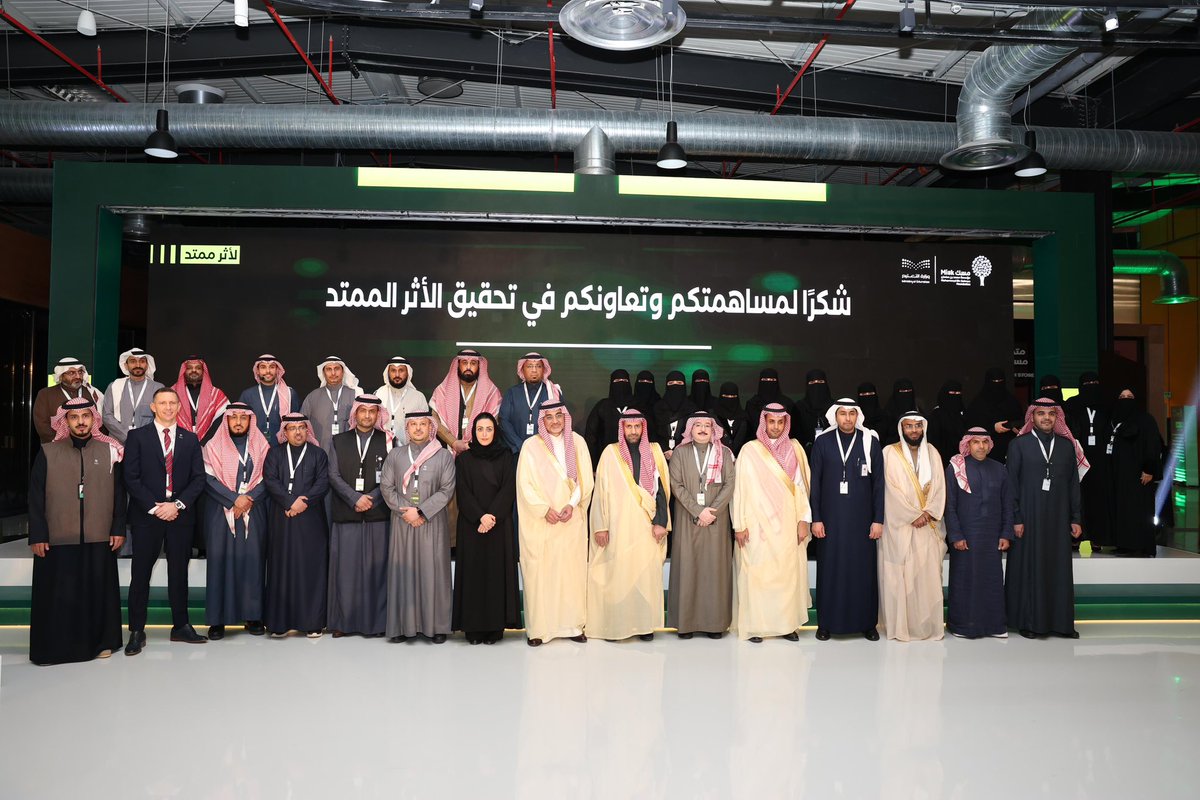 خلال حفل تكريم "مسك" لإدارات التعليم وشركاء النجاح في برنامج "اكتشف مسارك"..

مساعد وزير التعليم: الشراكة مع "مسك" استثمار نوعي في طاقات الشباب عبر برامج "اكتشف مسارك"، و"النخبة"، و"صوت الشباب"؛ لدعم الإبداع وتوجيه الطلاب نحو مستقبل مهني واعد.
#وزارة_التعليم
#مسك