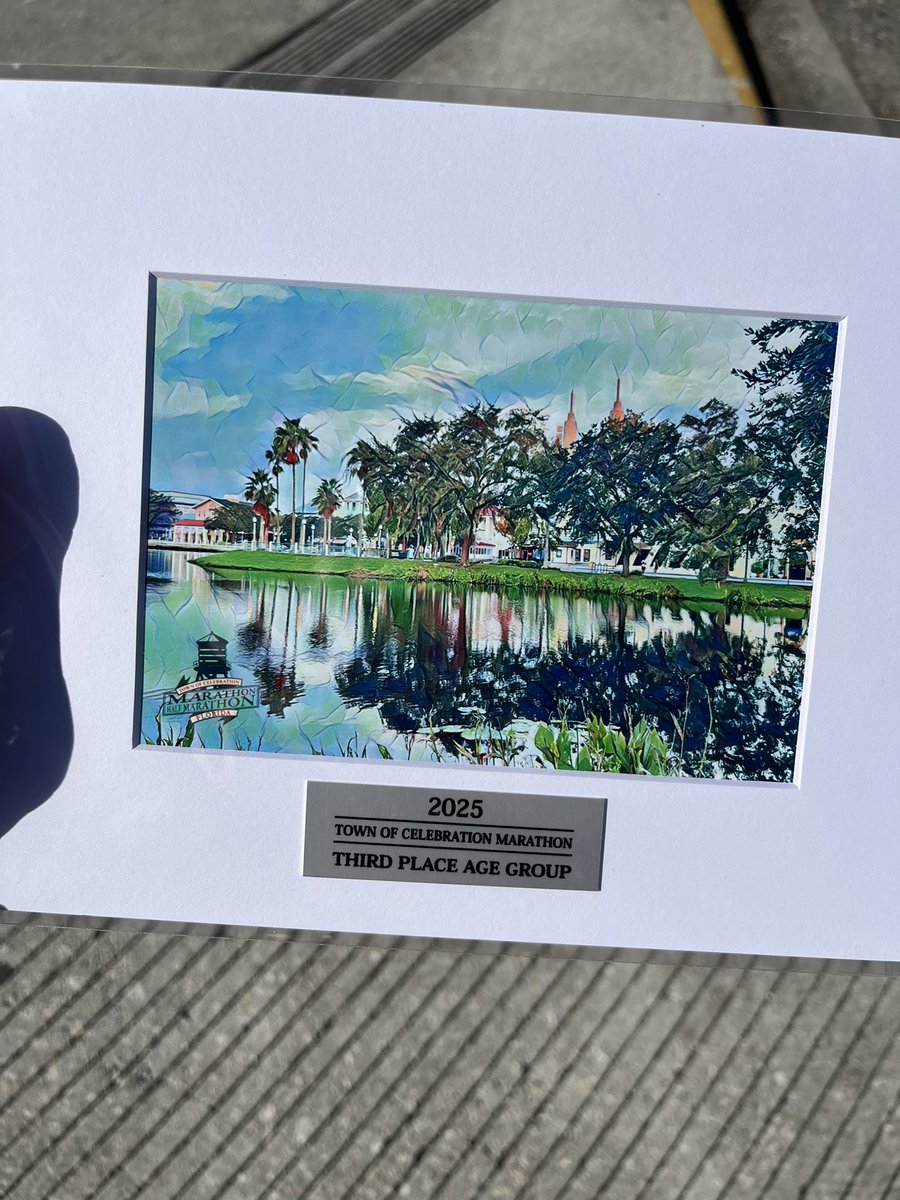 xcnikki9 tweet media