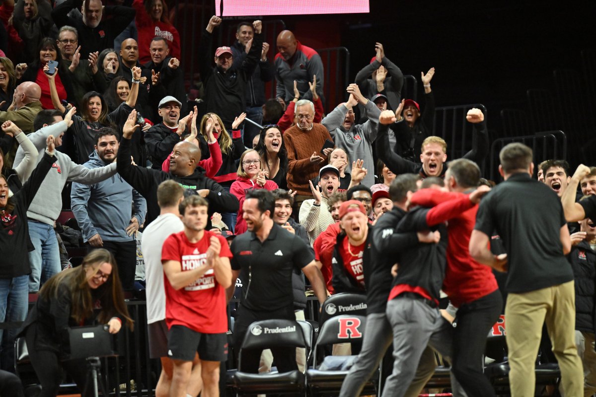 RUWrestling's tweet photo. Party in Piscataway!

We deliver our first top-10 dual win since Jan. 11, 2019 against Wisconsin!

#RelentlessPursuit | #GoRU https://t.co/CAOaXZRZxg
