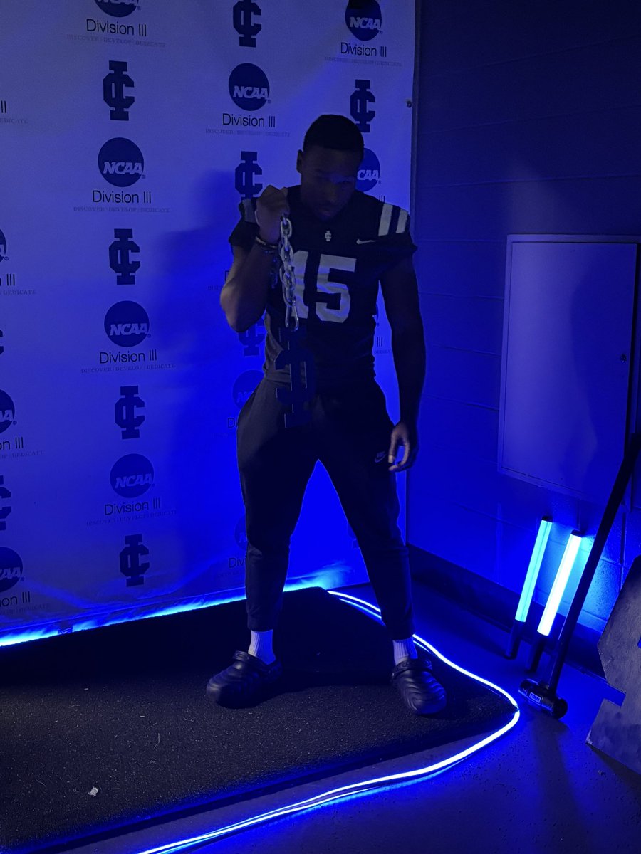 After an amazing visit <a href="/IC_Football/">Illinois College Football</a> and a great conversation with <a href="/CoachJChamp/">Jimmy Champion</a> I’ve been blessed to receive my 3rd offer from Illinois College‼️