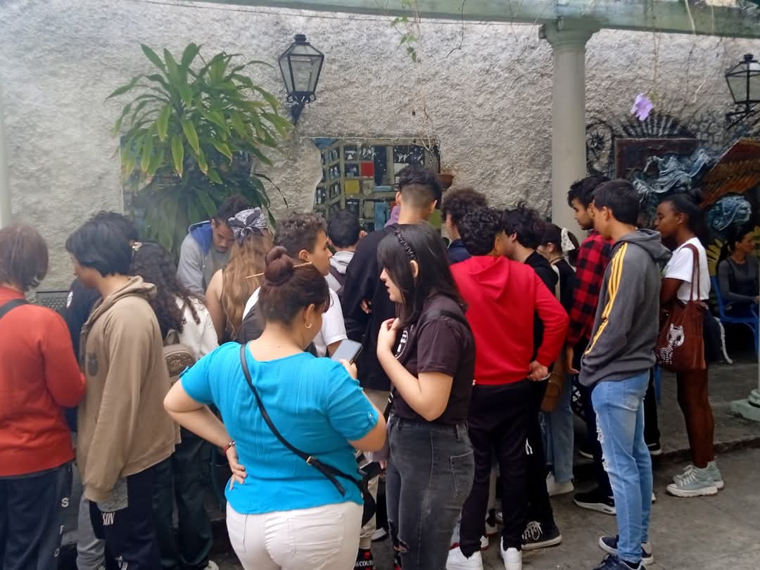 El proyecto de anime, manga y cultura japonesa ANIMAT y una Feria de Emprendimientos, fueron las propuestas de la Asociación Hermanos Saíz para esta mañana de domingo en el Patio Colonial.
Los detalles en #PeriodicoGiron 👇 giron.cu/2025/01/26/ani…

#Matanzas