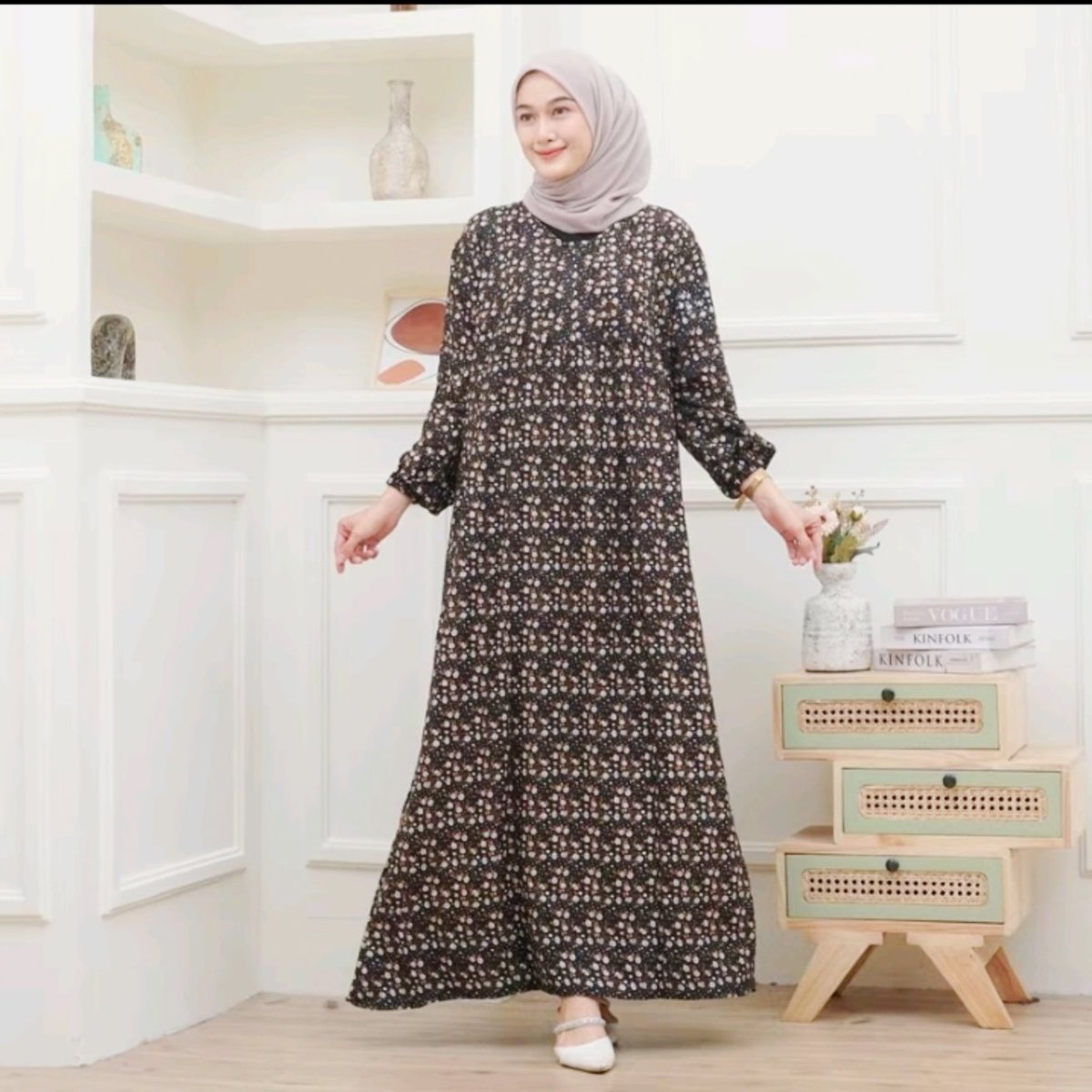 dulk2244's tweet photo. Gamis Luna: Elegan, Nyaman, dan Syari!
#gamisluna #gamismurah #gamisrayonpremium #gamisresleting #gamisuntukseharihari 
#FYP, #foryoupage, #explore
Yuk, dapatkan gamis motif luna impianmu sekarang juga! Klik link di bio untuk order
https://t.co/RPVFYs3Vyt https://t.co/mFTTJei7Vx