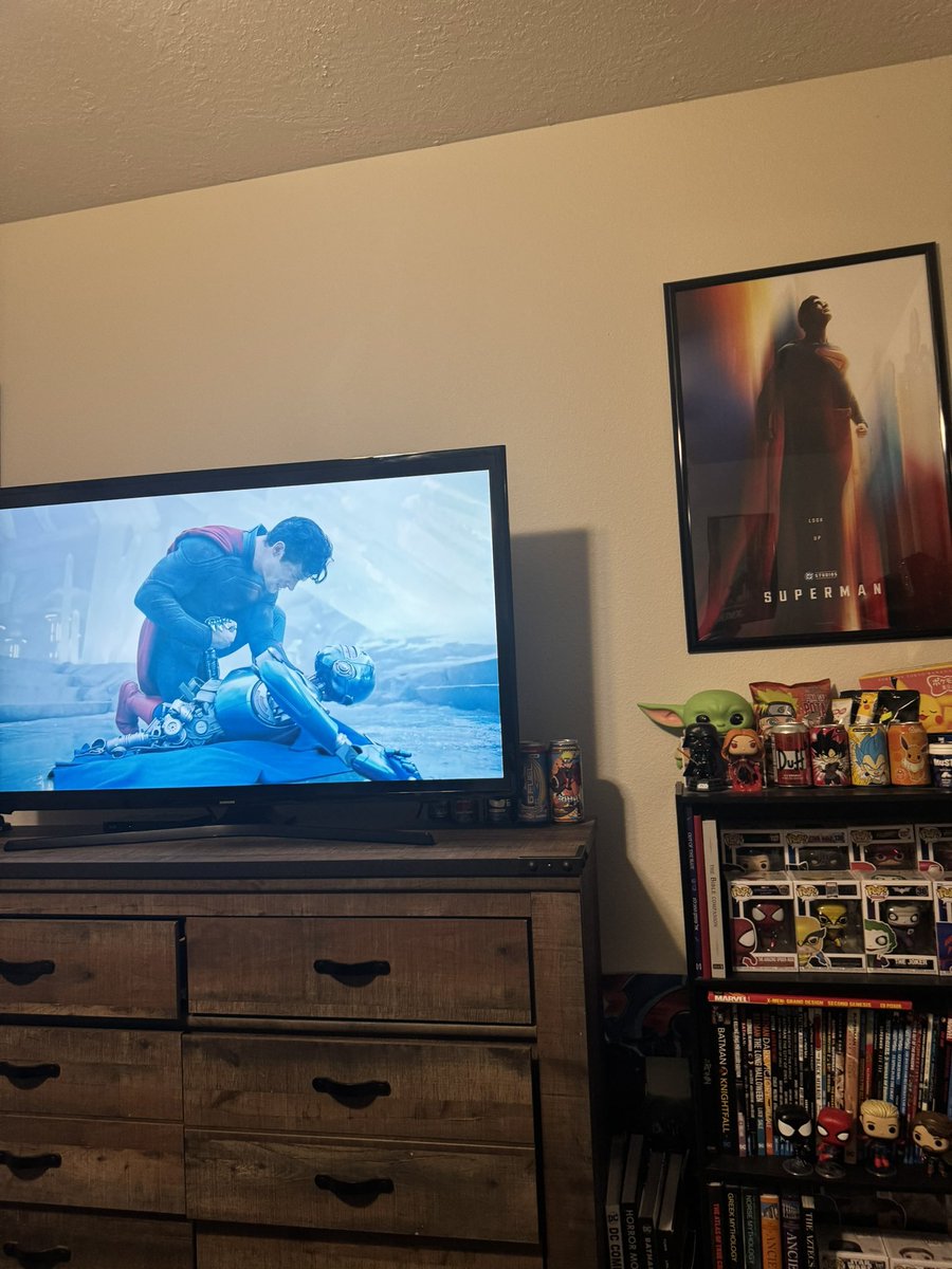 AxelTalksFilm's tweet photo. THE TRAILER DURING THE GAME!! https://t.co/M9dU1FwRzR
