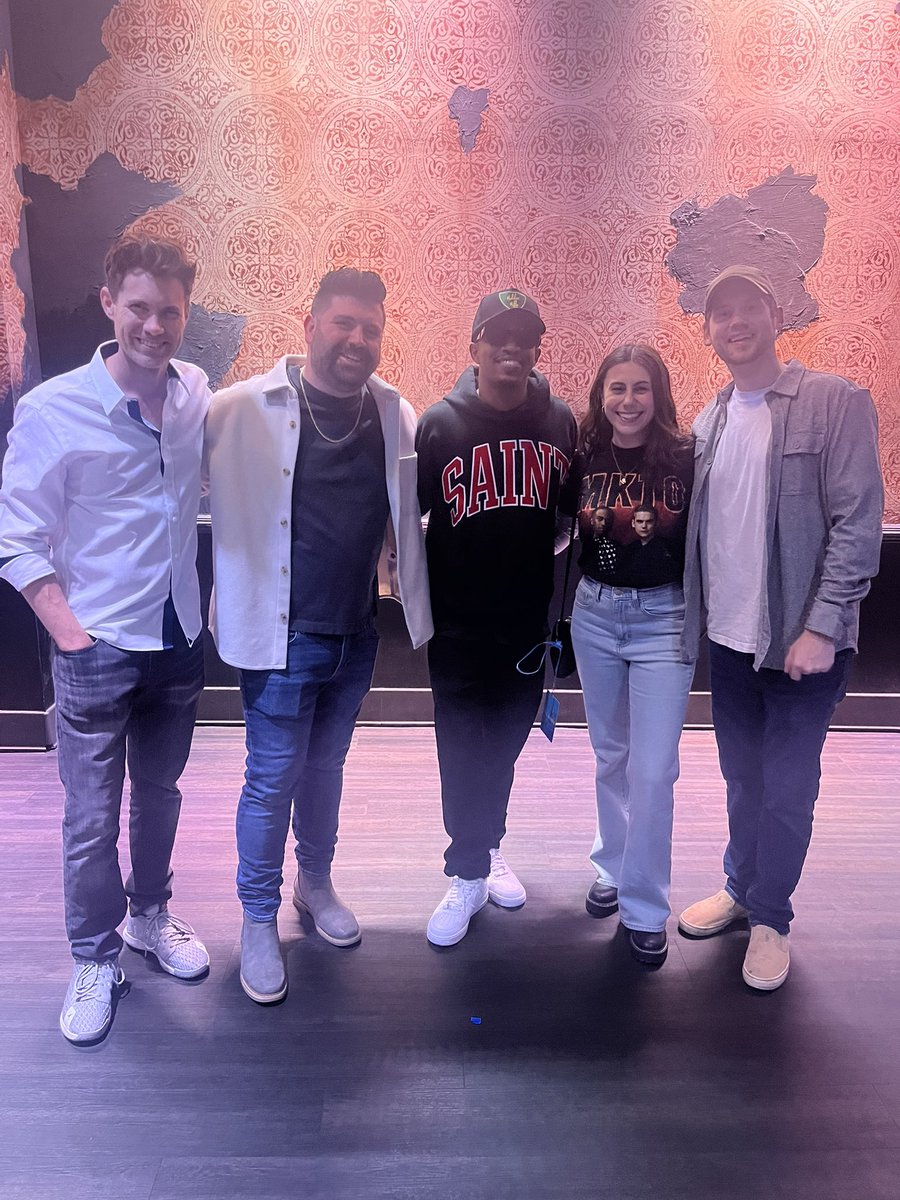 WeAreMKTOArmy_'s tweet photo. 2015>2025!!! @therealmalcolm @FollowOller @holdontildawn https://t.co/FwOSS6TlYy