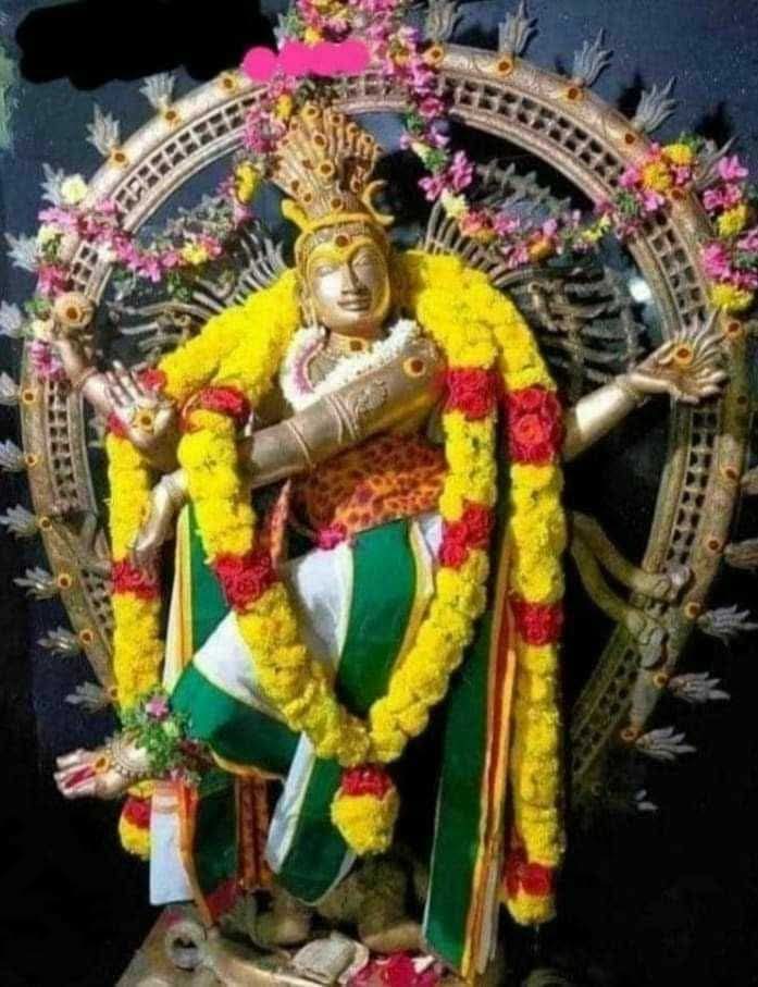 krameshkannan's tweet photo. எட்டாம் திருமுறை - மாணிக்கவாசக பெருமான்

திருவாசகம் - சிவபுராணம் 

மாசற்ற சோதி மலர்ந்த மலர்ச்சுடரே
தேசனே தேன் ஆர்அமுதே சிவபுரனே
பாசமாம் பற்று அறுத்துப் பாரிக்கும் ஆரியனே
நேச அருள்புரிந்து நெஞ்சில் வஞ்சம் கெடப்
பேராது நின்ற பெருங்கருணைப் பேராறே...
1/- https://t.co/NRgiwBEu5T