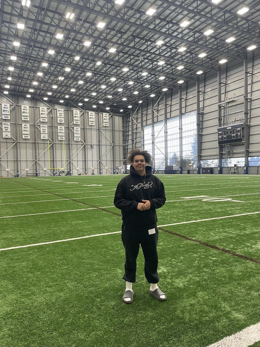 4⭐️David Schwerzel (@davidschwerzel) on Twitter photo God is good! Thank you <a href="/Stumpf_Brian/">Brian Stumpf</a> and <a href="/Seahawks/">Seattle Seahawks</a> for choosing me to represent the Seahawks at the 2025 Nike NXT Ones event on Super Bowl weekend in New Orleans! I am truly grateful and honored! <a href="/ODeaAthletics/">O'Dea Athletics ☘️</a> <a href="/TFordFSP/">Tracy Ford</a> <a href="/BrandonHuffman/">Brandon Huffman</a> <a href="/SWiltfong_/">Steve Wiltfong</a> <a href="/adamgorney/">Adam Gorney</a> <a href="/TheUCReport/">Billy Tucker</a> God is good! Thank you <a href="/Stumpf_Brian/">Brian Stumpf</a> and <a href="/Seahawks/">Seattle Seahawks</a> for choosing me to represent the Seahawks at the 2025 Nike NXT Ones event on Super Bowl weekend in New Orleans! I am truly grateful and honored! <a href="/ODeaAthletics/">O'Dea Athletics ☘️</a> <a href="/TFordFSP/">Tracy Ford</a> <a href="/BrandonHuffman/">Brandon Huffman</a> <a href="/SWiltfong_/">Steve Wiltfong</a> <a href="/adamgorney/">Adam Gorney</a> <a href="/TheUCReport/">Billy Tucker</a>