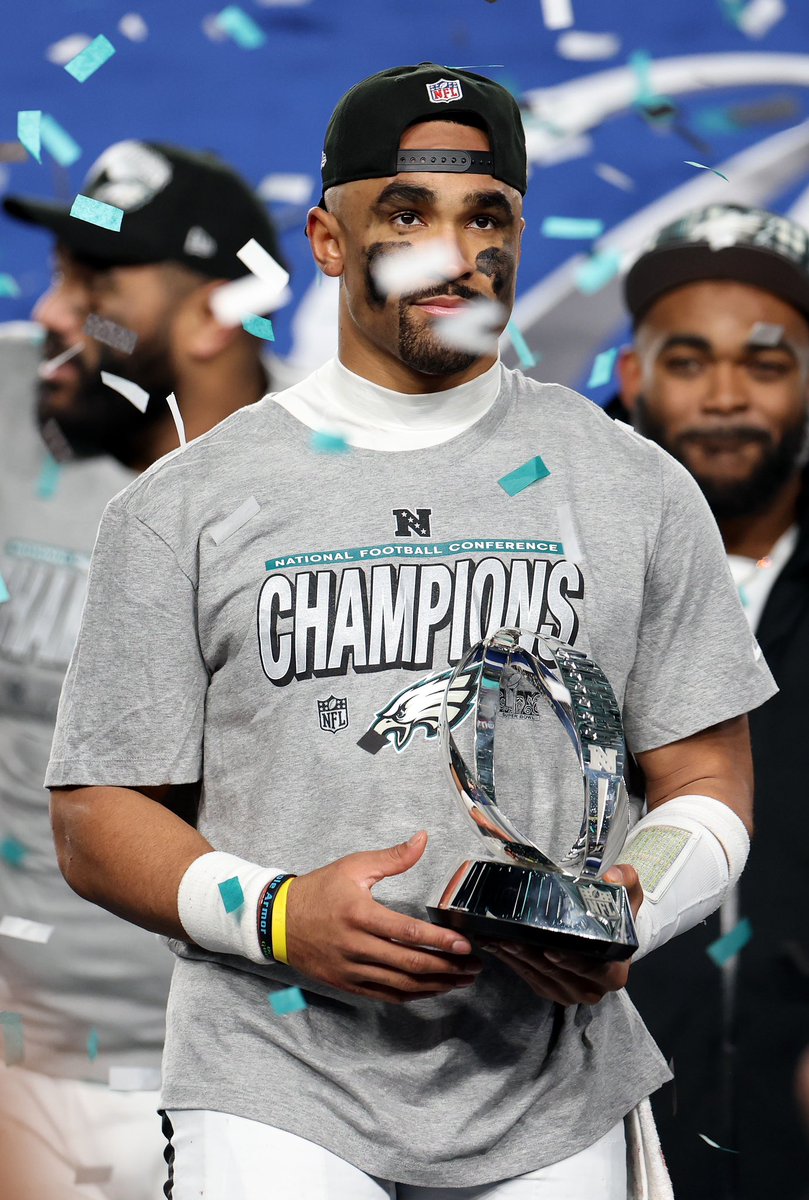 Jalen Hurts is the first quarterback since Jim Kelly to get back to the Super Bowl after losing his first, ending a drought of 33 years and 19 QBs. 

Hurts is set to be the first Eagles QB to ever start in two Super Bowls.