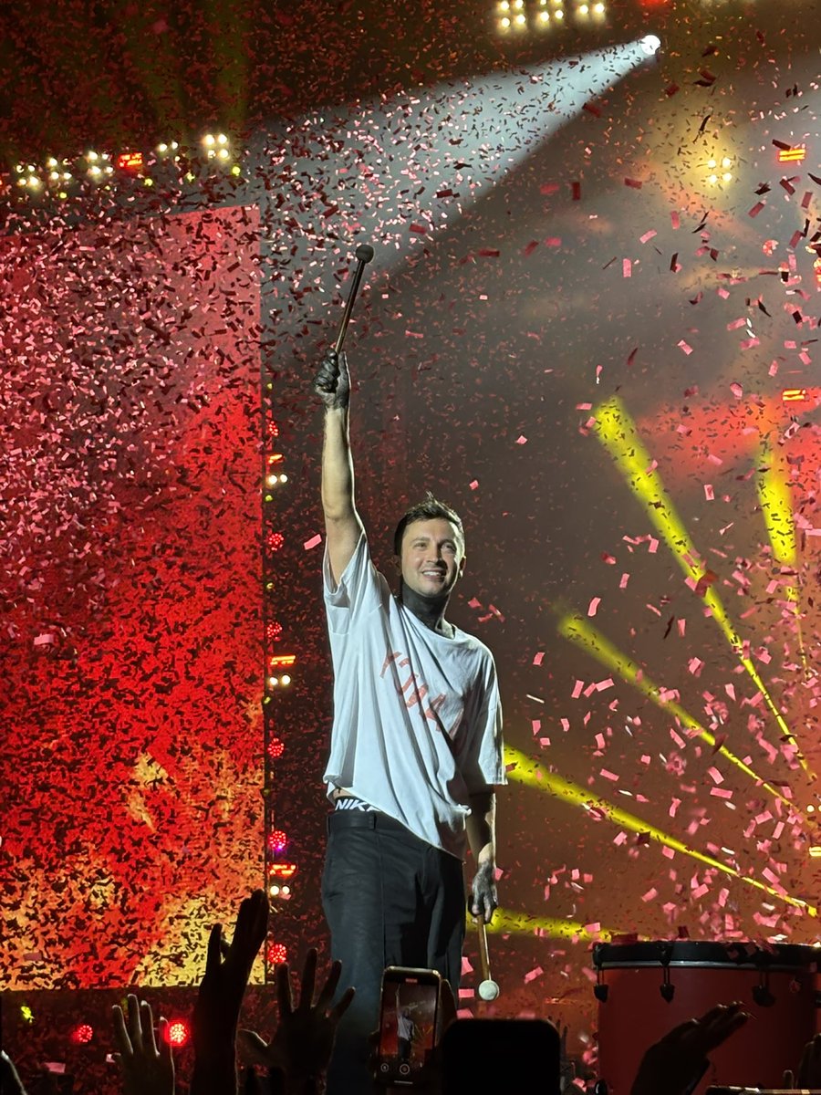 nico benitø ⊬ tweet media