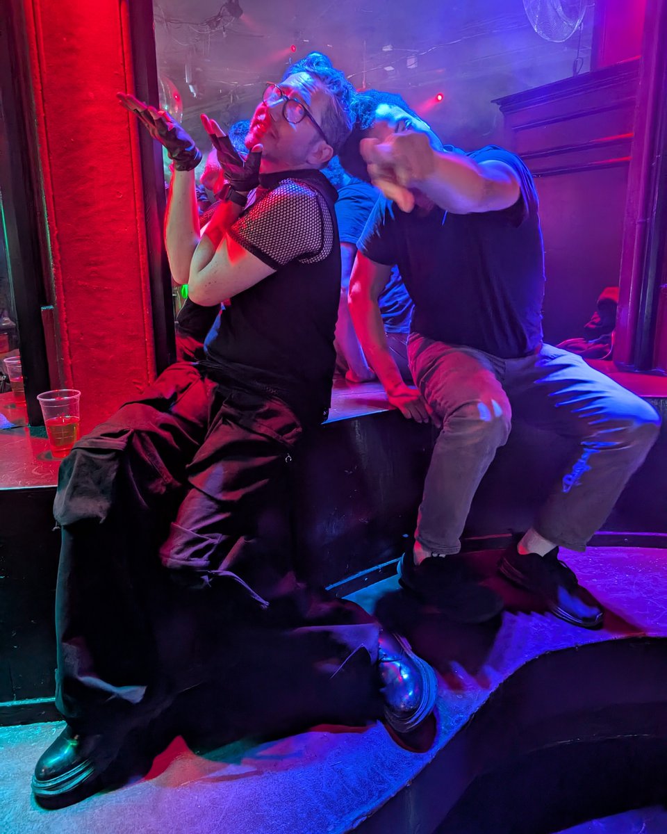 FutureFemaleProject tweet media