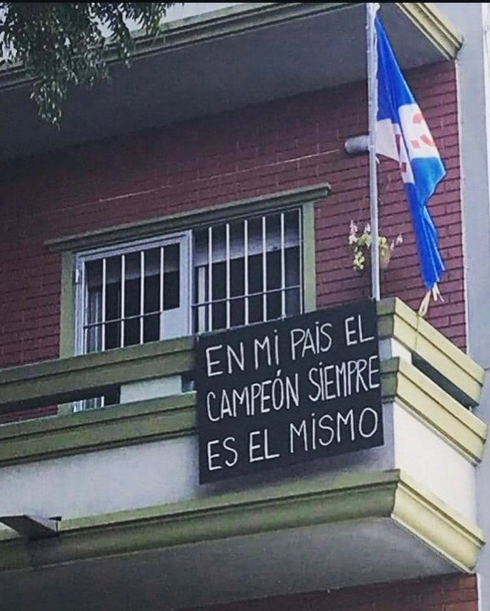Out of context Nacional (@oocnacional) on Twitter photo 
