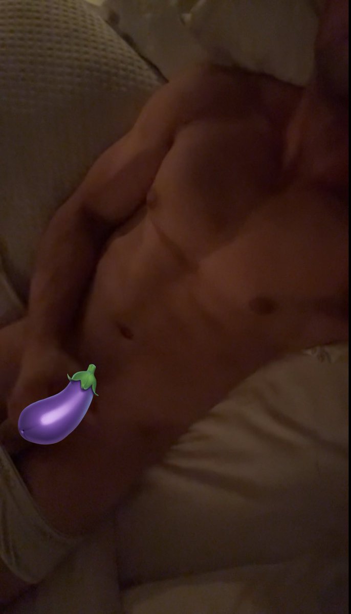 Who wants to see me cum 😈?

#gay #gayboy #gayguy #gaylife #underwear #onlyfans