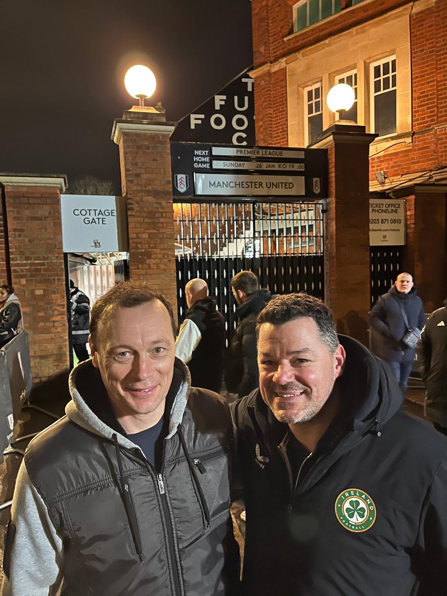 andrewmon3's tweet image. Great London @OfficialFPL double header with the cockney geezer &amp;amp; the Kdy guv’nor ⚽️ 🇾🇪