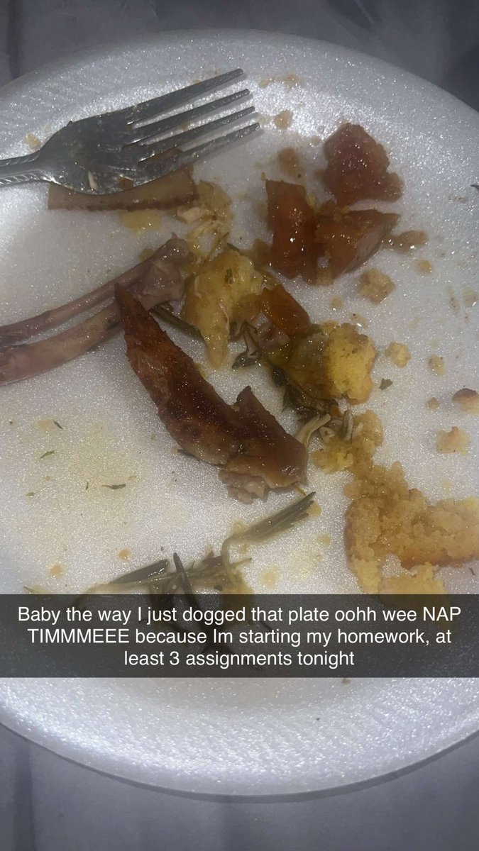 LashTechTee's tweet image. I smashed everything on my plate 🔥🔥 #SundayMeal