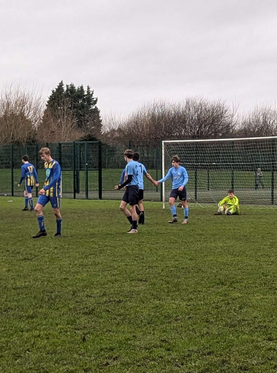 Superb performance this morning <a href="/WooltonJuniorFC/">MSB Woolton FC</a>. Up against it going 2-0 down early on Vs a strong Weston Point. Started to pressure them &amp; match them in challenges pulling a goal back on HT.  Stepped it up 2nd half to make it 2-2. Tight finish with both teams wanting the win 👏