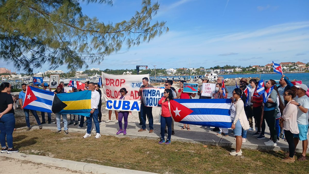 BrunoRguezP's tweet photo. Contundente condena al bloqueo y a inclusión de #Cuba en la lista de Estados supuestamente patrocinadores del terrorismo, durante primera Jornada Internacional vs el bloqueo 2025.

Mientras persista esta política, compatriotas y amigos continuarán #JuntosXCuba alzando sus voces. https://t.co/y3GuJZmEKm