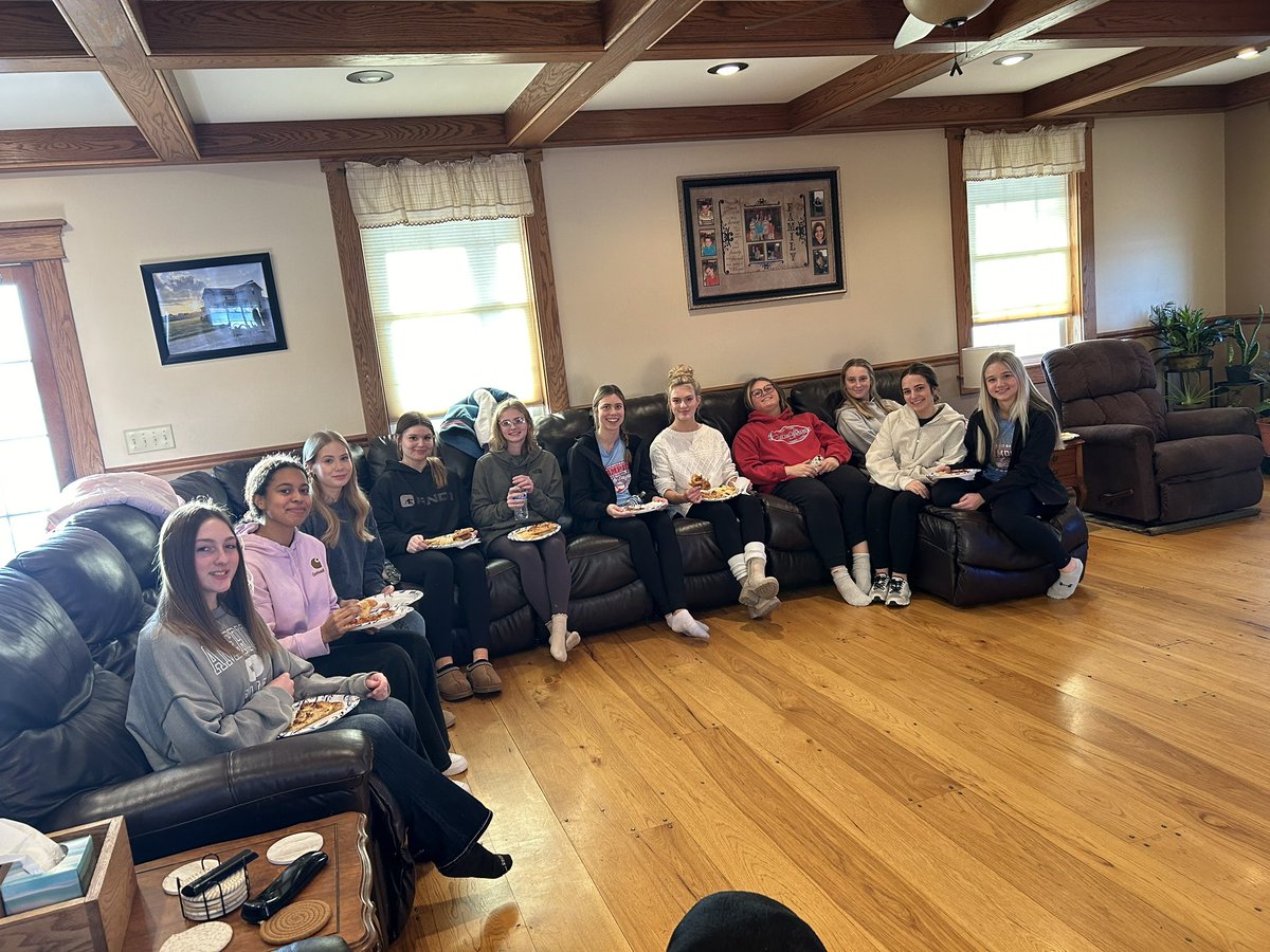 Lady Eagles are ready for the Sectional draw! <a href="/IHSAA1/">IHSAA</a> <a href="/IHSAAtv/">Champions Network</a>