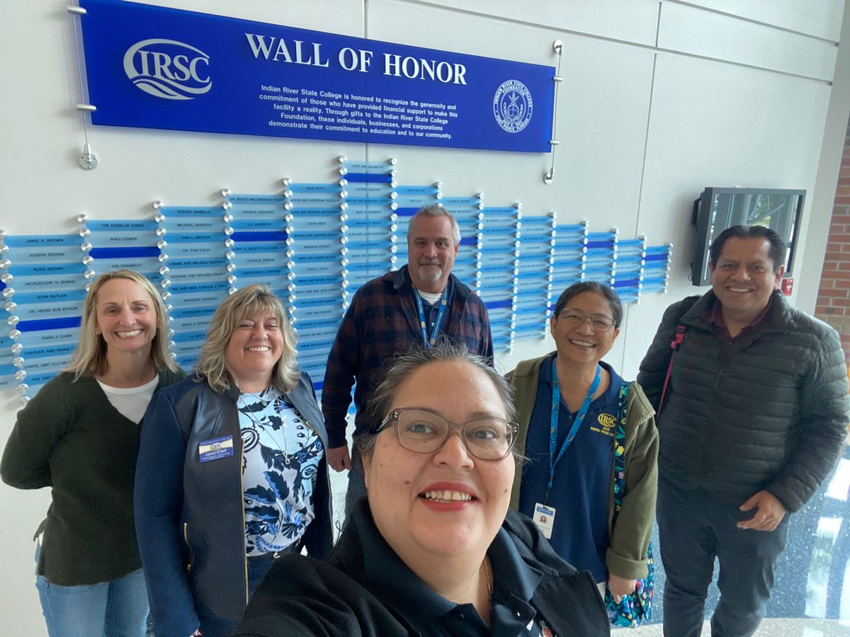 UFIFAS_IRREC's tweet photo. #UFIFASIRREC Prof. Dr. Liliana Cano and Postdoc Associate Dr. Gregory Conde visit #IRSC Dean Dribben for an interview to support Dr. Mark Kistler’s Strategic Positioning effort.
@Cano_Lab @IRSCTheRiver https://t.co/TvaRl7633y