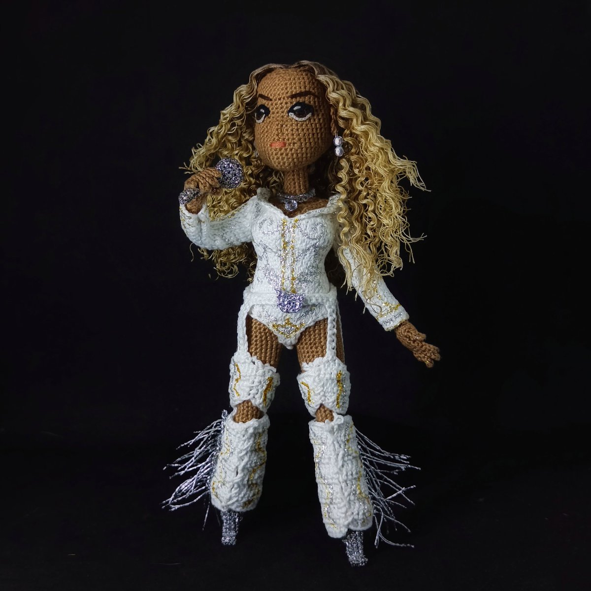 lakambeyni's tweet photo. As #BeyInspired by the #BeyoncéBowl ft Chardonneigh 🫶🐴
All handmade, knitted and crocheted 🧶🪡
See more on https://t.co/BN8hC4oHIo 😘 https://t.co/9gjTMPPaOE