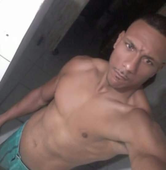 FabrcioPaz4's tweet photo. Enganando machos na internet!
Henrique carioca gostoso😍 https://t.co/nyzBpnTcIg