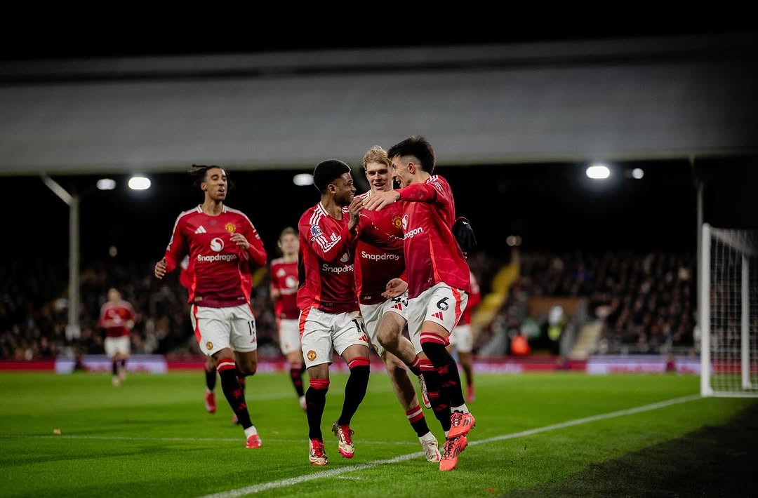 LisandrMartinez's tweet image. Always until the very end! 💪🏼 Great win and brilliant effort from everyone! Let’s keep going all together 👹❤️ @ManUtd