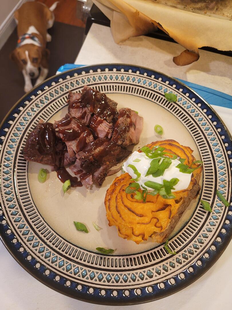 homevsfastfood's tweet photo. [Homemade] 48 hour sous vide chuck roast with cheesy twice baked potato
👉 https://t.co/J4kfnLdrNE
#SousVideCooking #ChuckRoast #CheesyPotatoes #ComfortFood #Foodie #homecooking #food #recipes #foodpic #foodie #foodlover #cooking #hungry #goodfood #homecookingvsfastfood https://t.co/mDmDI9Sw3F