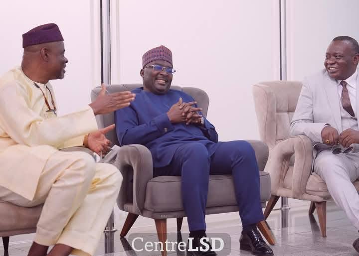 BawumiaCampaign's tweet photo. H.E. Dr. Mahamudu Bawumia has arrived in Nigeria to attend the Strengthening Nigeria’s Democracy conference, where he will deliver transformative insights on “Pathways to Good Governance and Political Integrity.” https://t.co/B7sQQQE4I4