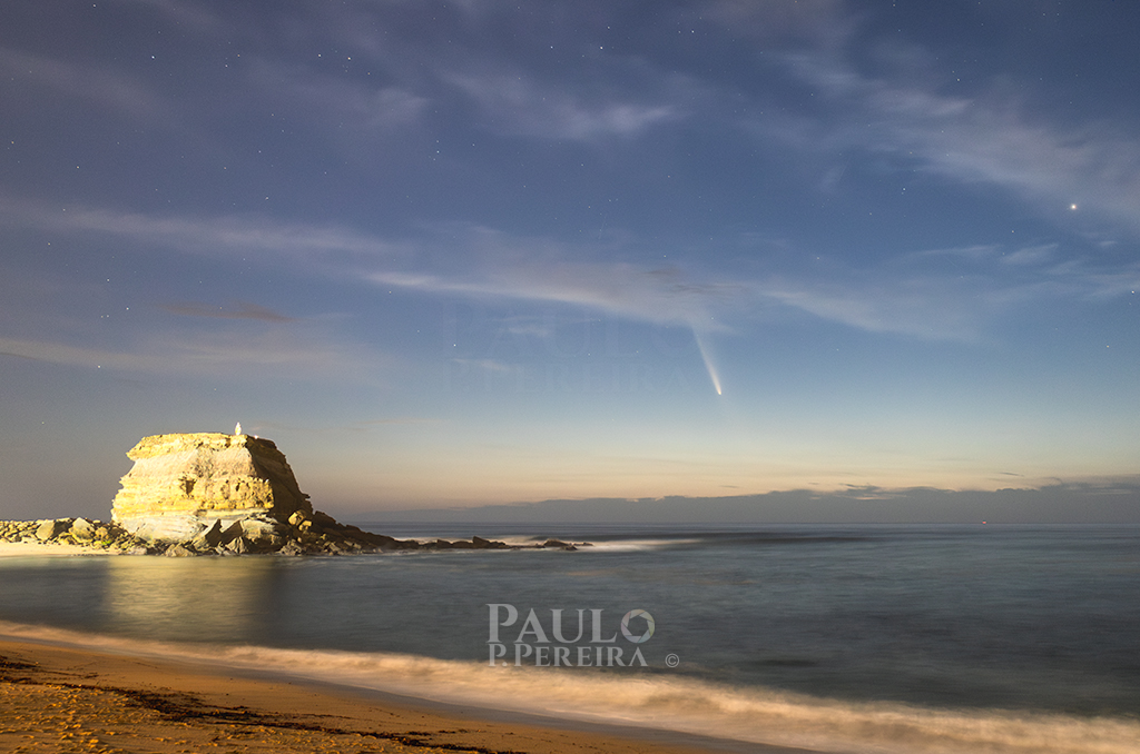 PauloSPP's tweet photo. C/2023 A-3 (Tsuchinshan-ATLAS). 📷
From Portugal 🇵🇹
#praiaportonovo #TsuchinshanATLAS #C2023A3 #torresvedras #portugal #sky #photooftheday #nature #comet #sea #photo #Photography #Fotografia #PauloPPereira https://t.co/sywUPRkMkc