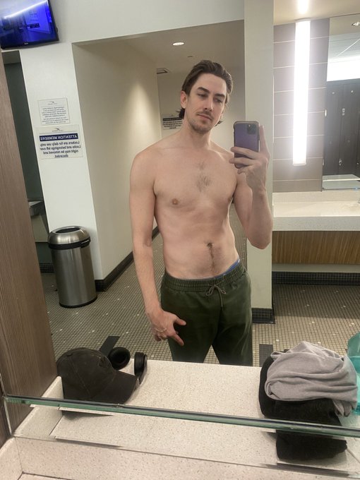 Watch Jack Hunter's leaked NSFW photo on TwXstars