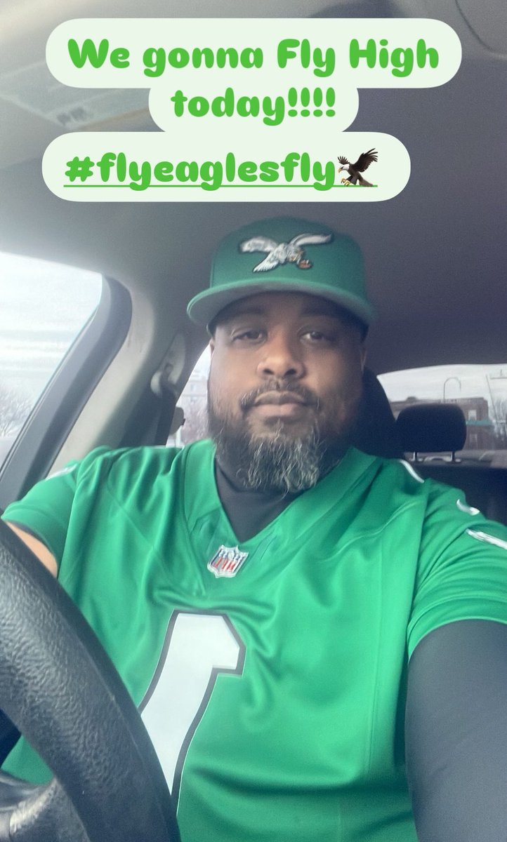 antrob917's tweet photo. It’s game day #FlyEaglesFly https://t.co/BdJ2RjC8ra
