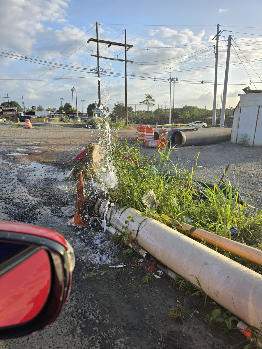 orelyse27's tweet photo. @IDAANinforma ENTRADA DE VACAMONTE Y SIN DUDA NO HAY AGUA https://t.co/mNRM9G2r4m