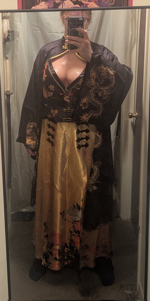 A birthday present my fiance custom ordered for me arrived after a few (absolutely worth it) months! 
I hadn't heard of <a href="/cosonsen/">COSONSEN公式・コスプレ衣装通販専門店</a> before, but as far as I could tell they were legit, turns out they were! 

I ordered a bit big and it came exactly as ordered, very impressed!