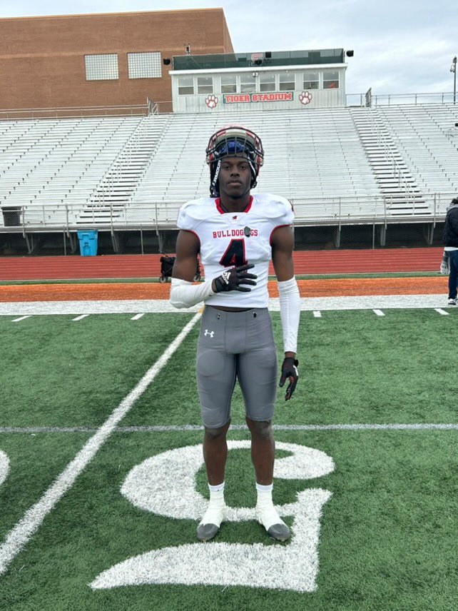 David “A” Jackson WR/Fs (@jacksondav42639) on Twitter photo Had a Good game in the win against team black
<a href="/FBCoachPineda/">Coach Taylor Pineda (Coach P)</a> <a href="/SoutheastElite_/">Southeast Elite Prospects</a>
<a href="/CoachAJSpires/">A’Jay Spires</a>
<a href="/coachjamison1/">BJ Jamison</a>
<a href="/CoachMadre_0/">Emardre Brown</a>
<a href="/DMTherrellFB/">Therrell Football</a> Had a Good game in the win against team black
<a href="/FBCoachPineda/">Coach Taylor Pineda (Coach P)</a> <a href="/SoutheastElite_/">Southeast Elite Prospects</a>
<a href="/CoachAJSpires/">A’Jay Spires</a>
<a href="/coachjamison1/">BJ Jamison</a>
<a href="/CoachMadre_0/">Emardre Brown</a>
<a href="/DMTherrellFB/">Therrell Football</a>