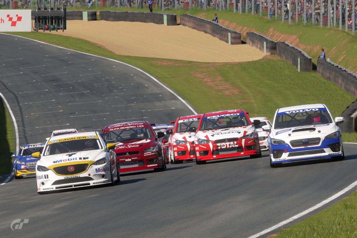 norramot's tweet photo. Wound the clock back this evening by hosting racing inspired by the 1995 BTCC for some of the old @27racers crowd and esteemed special guests. 

And what fun it was. https://t.co/00xVQWtV27