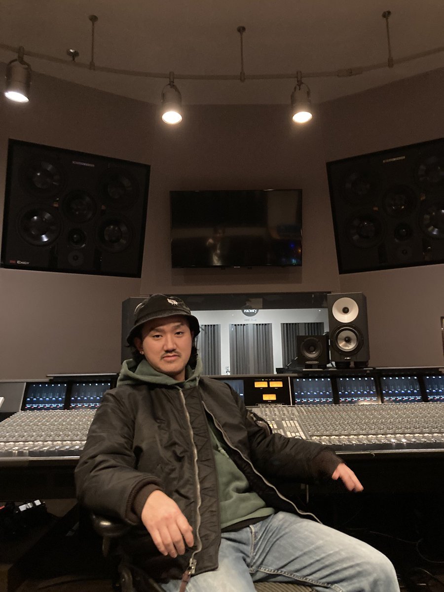 alc_usami's tweet photo. recorded in Jamaica, soundchecked in New York.
@alc_usami
@GACHA_A2B2
#earlchinnasmith #gachamedz #bobmarley #guitar #guitarist #soundcheck #hitfactory #jamaica #newyork https://t.co/TQg6AWwJrA