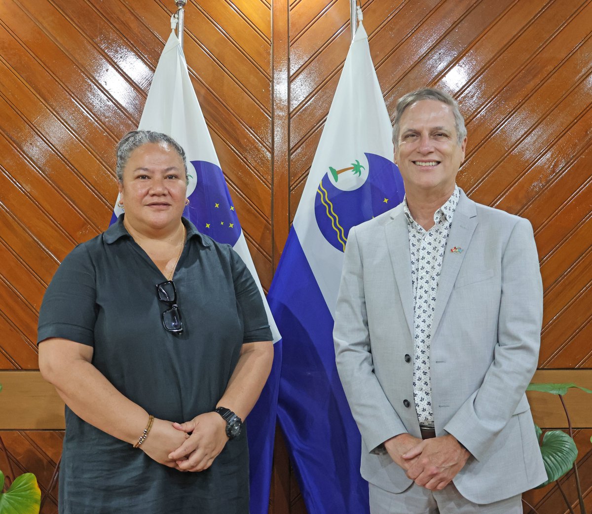 ForumSEC's tweet photo. #DialoguePartners

Deputy Secretary General  -Governance of the Pacific Islands Forum, Desna Solofa met with the High Commissioner of Canada to Fiji, H.E Keith Smith at the Pacific Islands Forum Secretariat in Suva on 24 January 2025. https://t.co/7bZ2HkLUXs