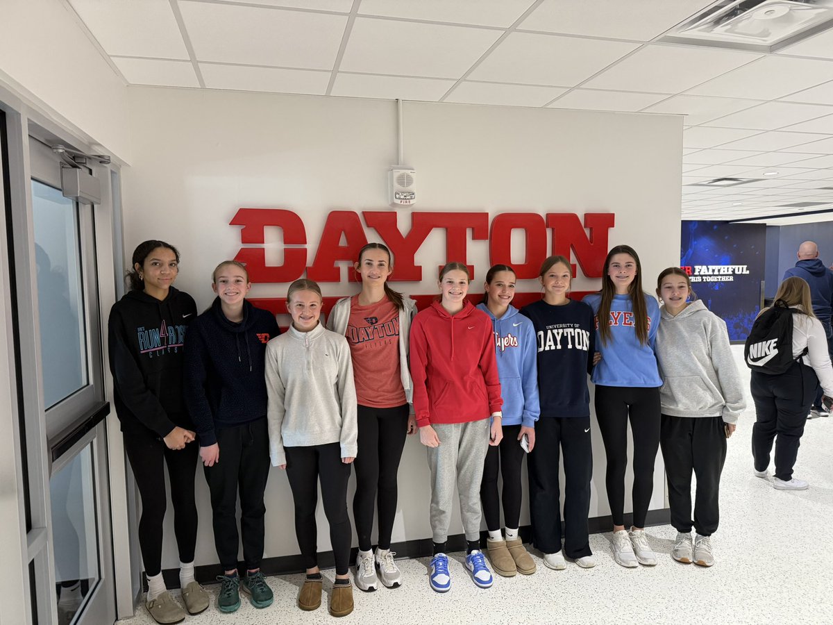 Fun team event watching DLH alum <a href="/ivyewolf/">ivy wolf</a> and <a href="/DaytonWBB/">Dayton Women's Basketball</a> #dlhfamily #theshorts