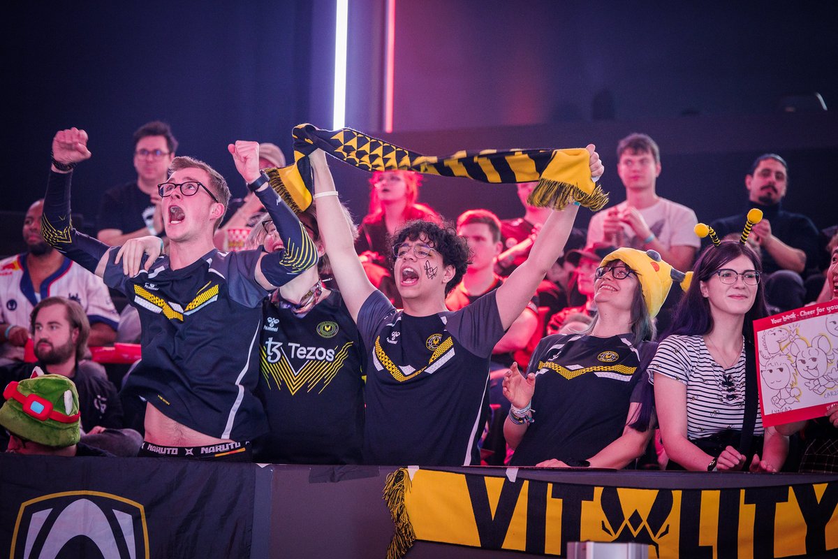 no caption
<a href="/TeamVitalityLOL/">Team Vitality League</a> 
#VITWIN