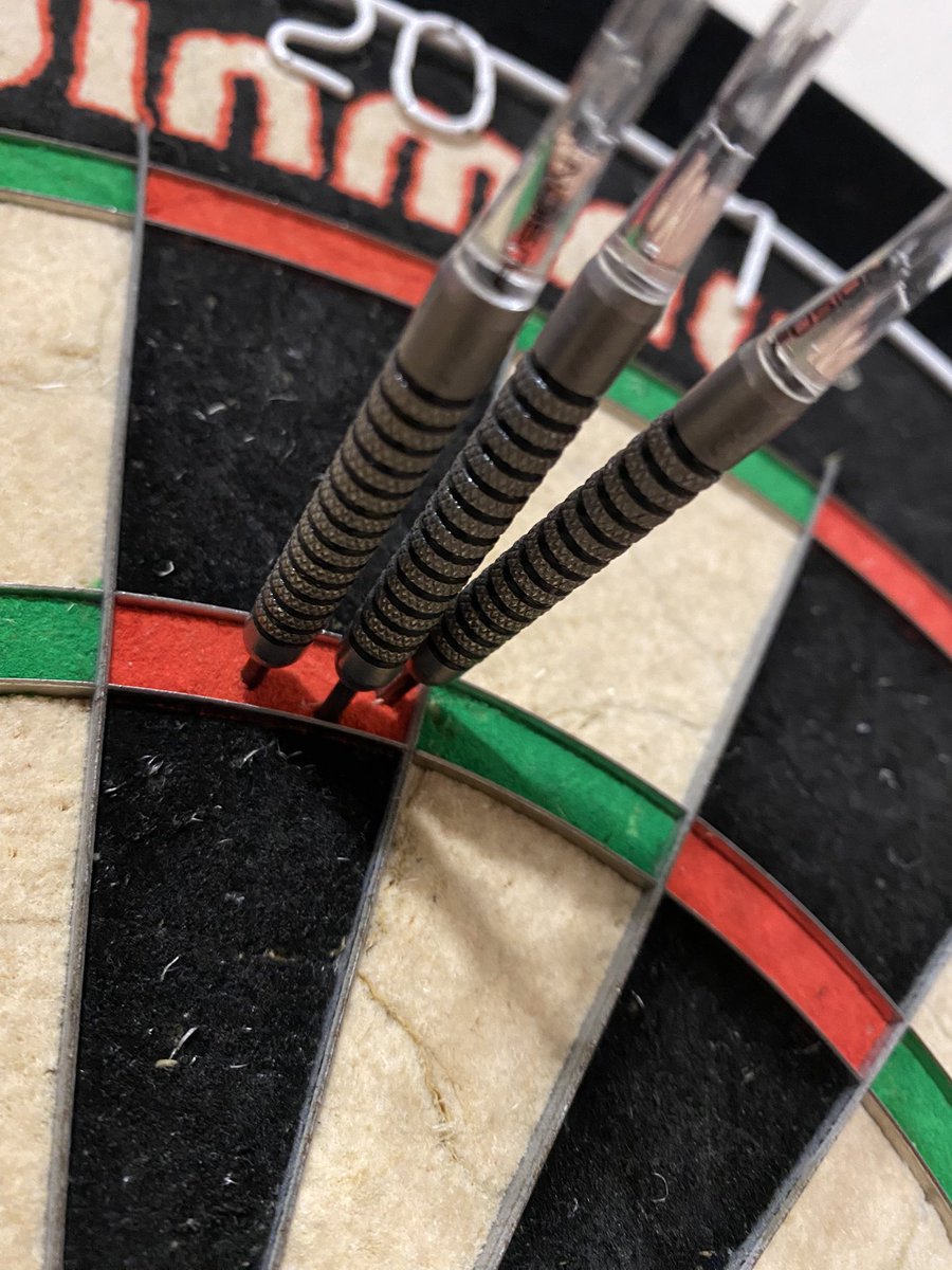 Craig67G's tweet image. Lads and ladies, anyone whose cares
I just hit my first ever 180.
You’ve no idea how many darts I’ve thrown at that treble bed and finally after many combinations and setups, I finally hit it!
Literal tears ngl 🙌 🙌
@joshpearson180