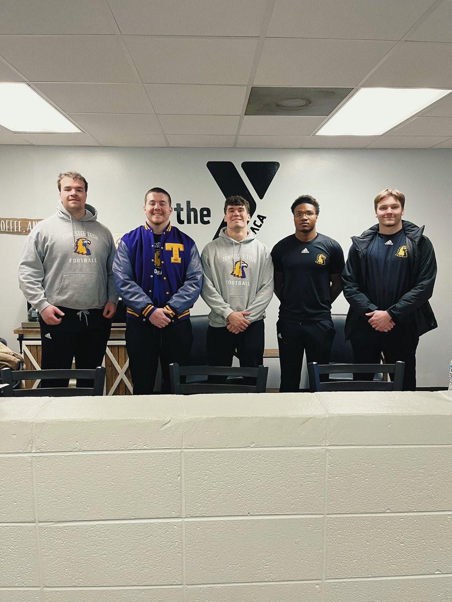 TNTechFootball's tweet image. Getting in the community this weekend 🙌

#WingsUp | #AimHigh