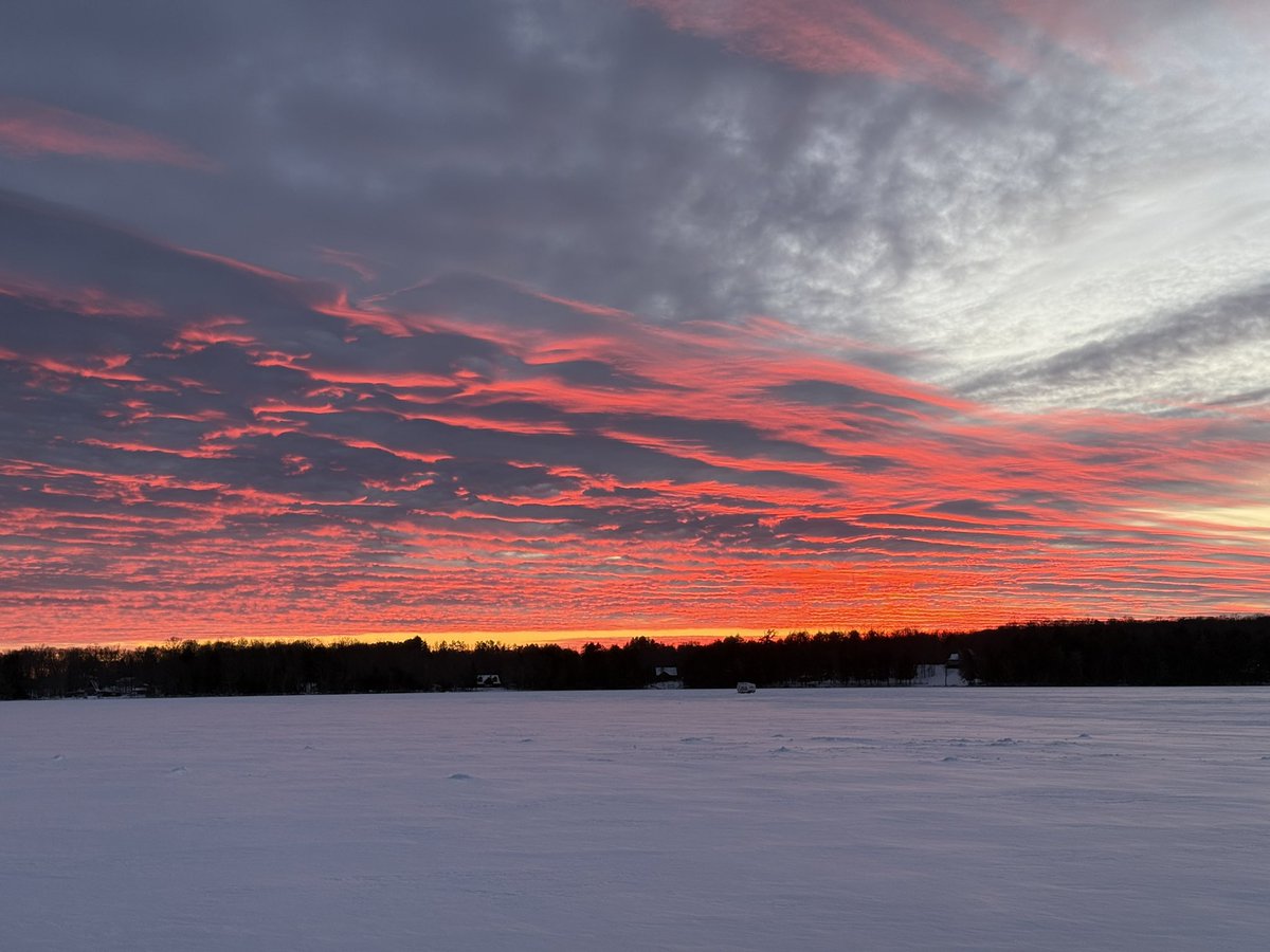 t_tothebone's tweet image. Sunsets in Northern Wisconsin 😍 😍