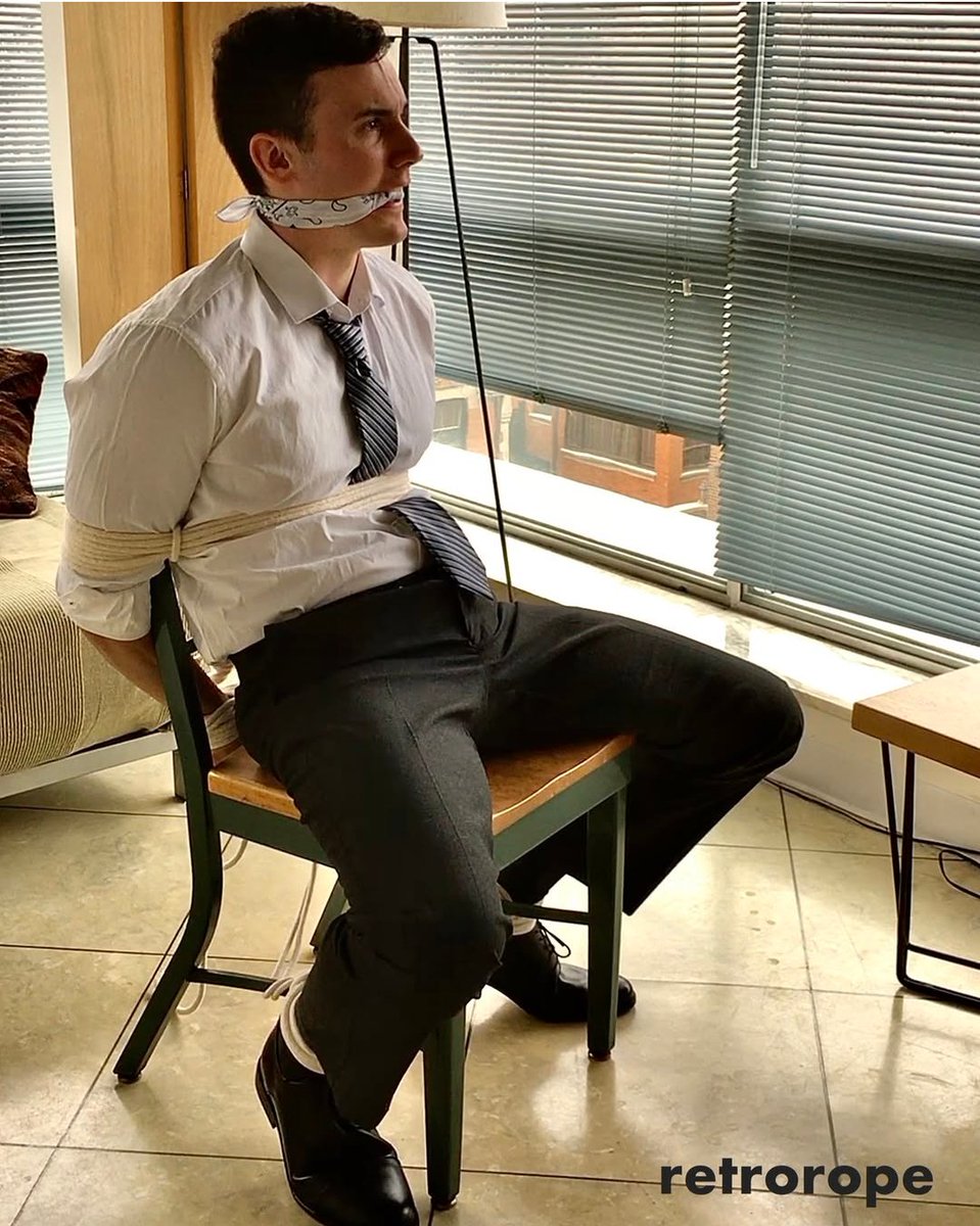 What?

Retrorope 🔥