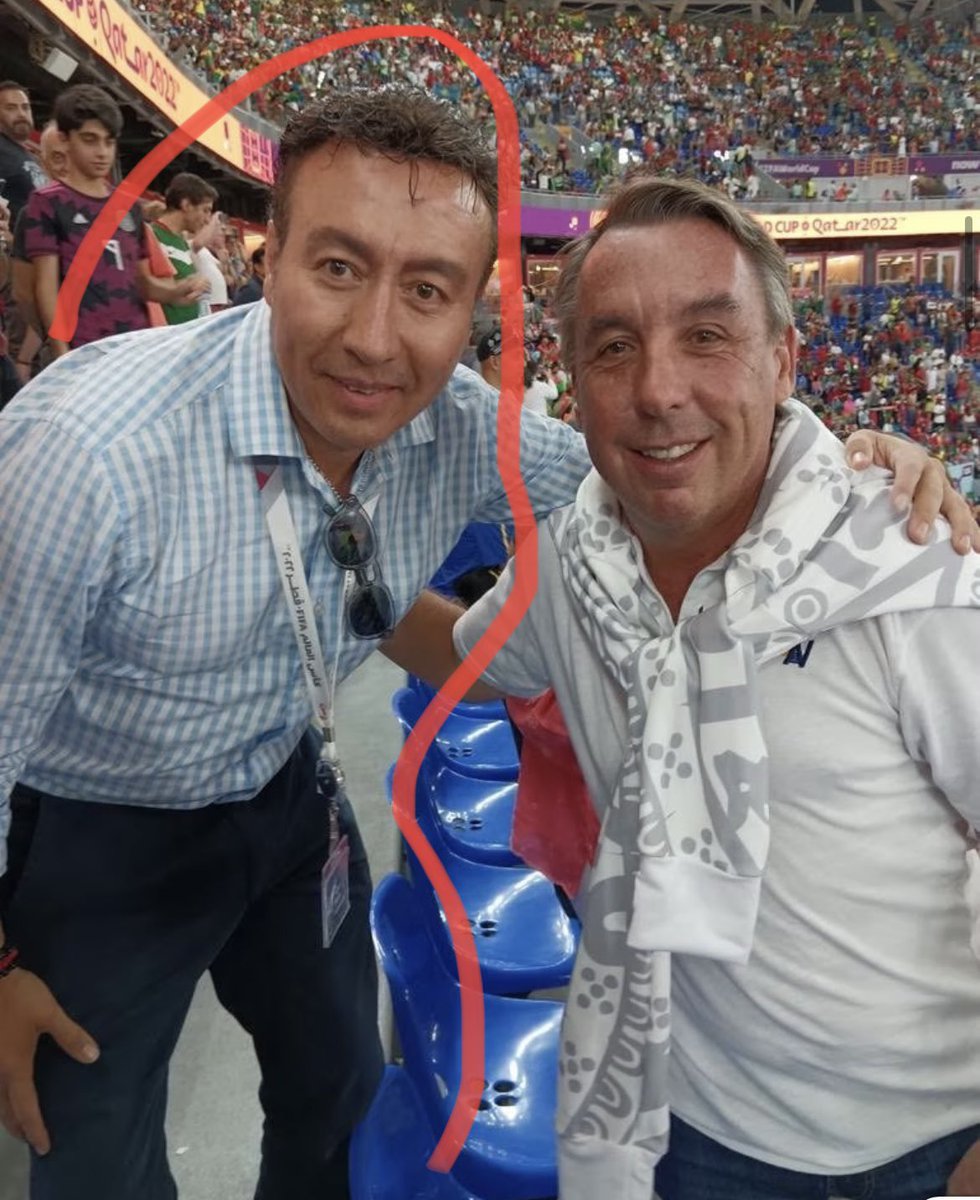 ROBIN936_'s tweet photo. Gilberto Palafox y Eder Velázquez 

Dos de los supuestos asesores, que han chingado tanto a @CruzAzul 

Les encanta hacer dinero trayendo a jugadores a sobre precio como Carrera y Lotti

Que triste que @Victor_VelRan se deje asesoras por ellos

#YoConAlonso
#NoQueremosAEfrain 1/2 https://t.co/QDymQ38Mo6
