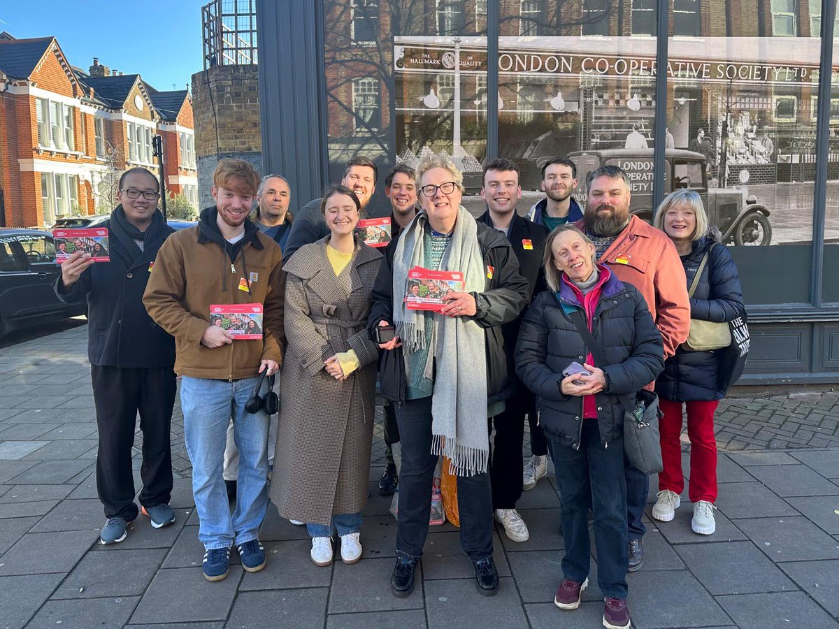 Bryn Scott tweet media