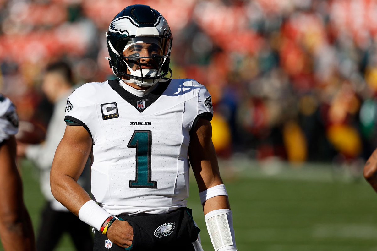NagleNFL's tweet photo. #Eagles Jalen Hurts’ last 3 seasons:

• 2x NFC Champion
• 2x Pro Bowl
• 1x All-Pro
• 121 Total TDs (2nd among QBs)
• 51 Rush TDs (most by any player)
• 42 Wins (2nd among QBs)

The first QB in 33 years to reach a Super Bowl, after losing their first Super Bowl. https://t.co/vVkxxi1aX5