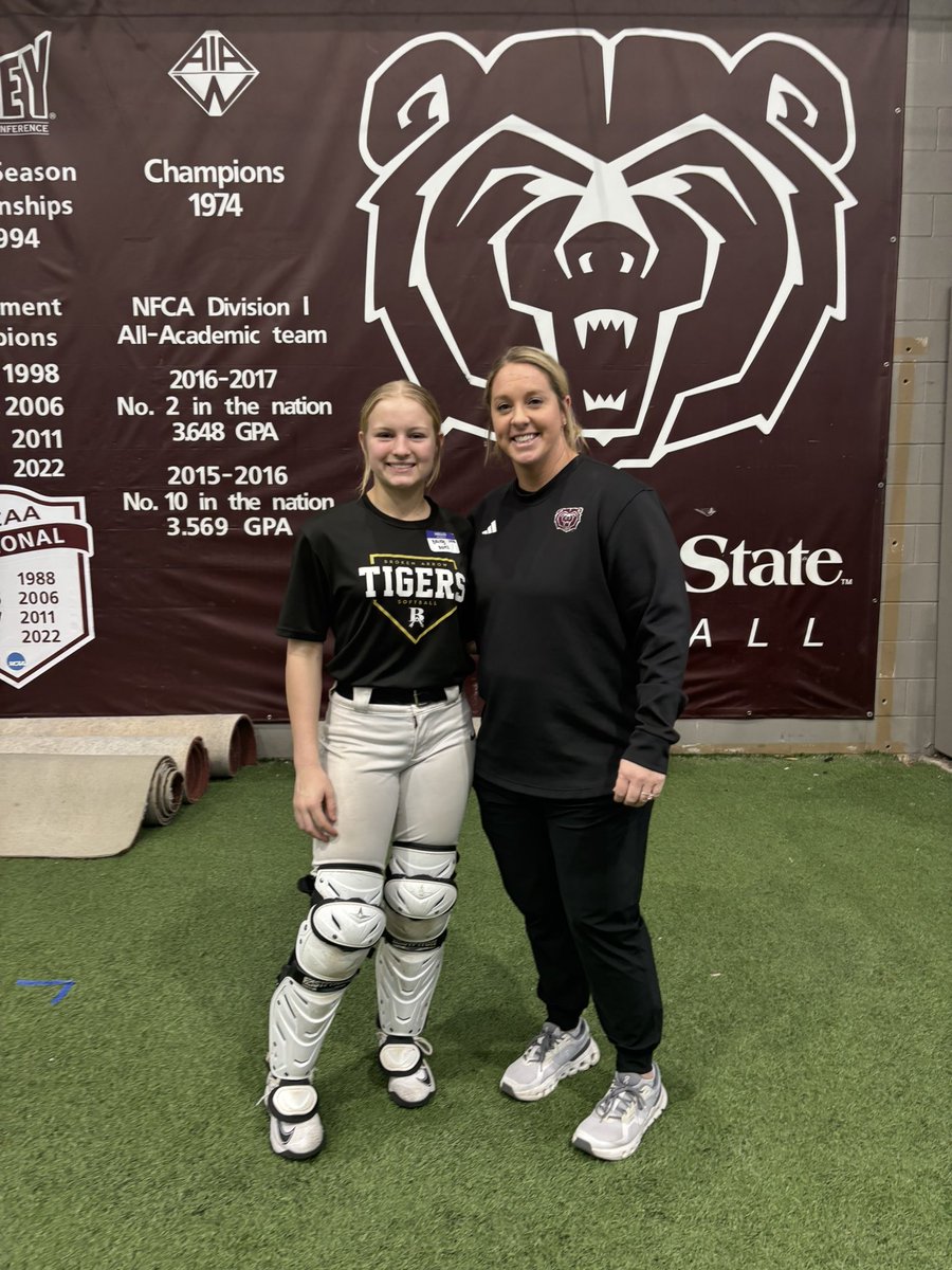 BrileyB8s's tweet photo. Had a great time at the Missouri State University softball camp. Thank you to all the coaches and players that spent their time with us and gave us great feedback. 
 @kasey_grif https://t.co/3fcWgJvCIT